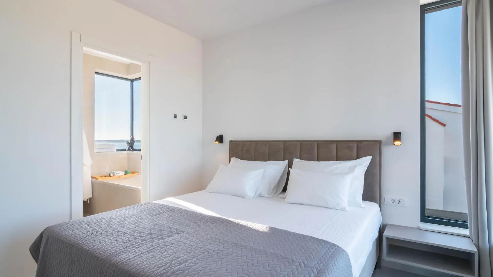 Villa Belmar Family House With Play Room For Kids & Pool Mandre