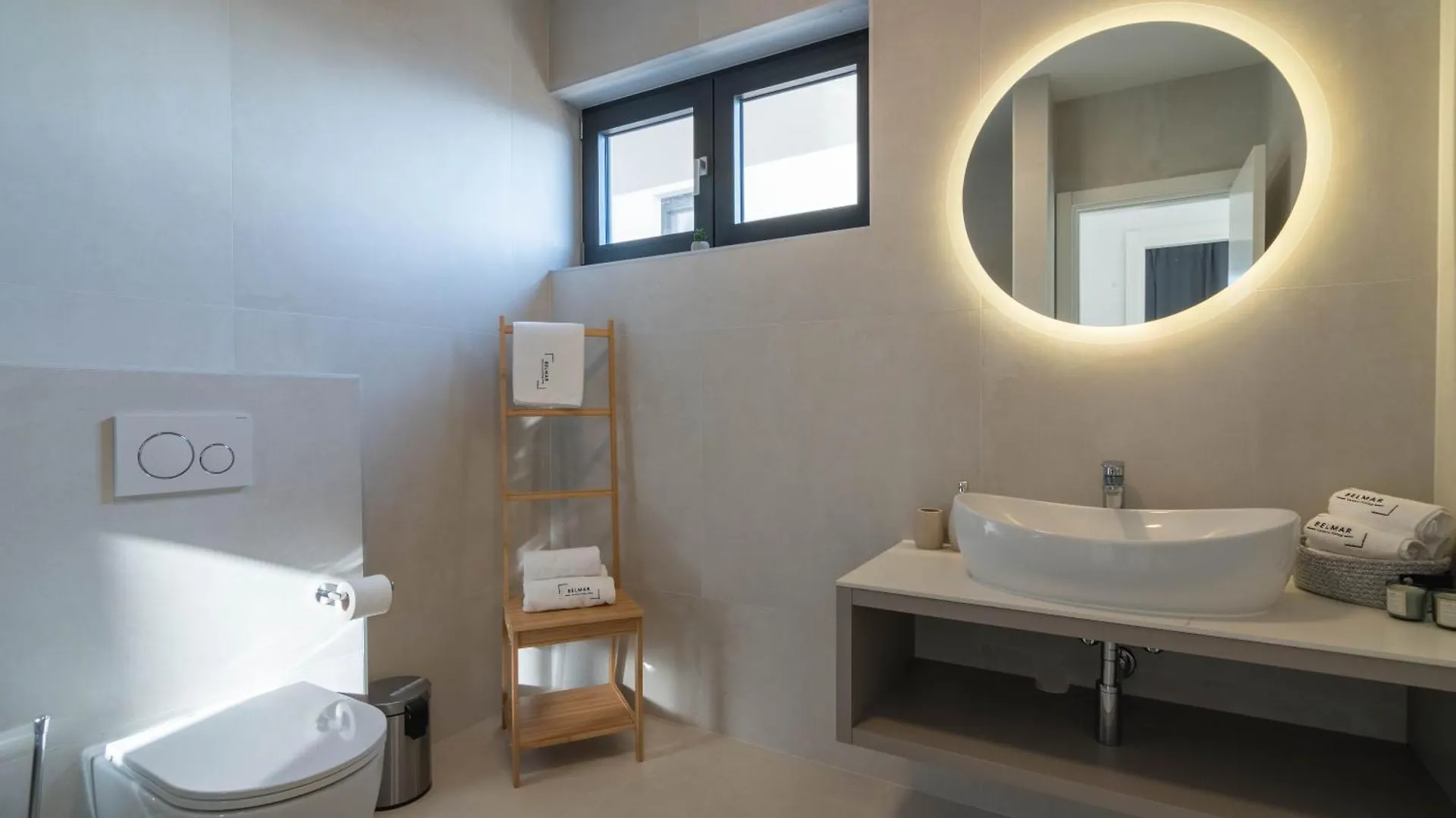 Villa Belmar Family House With Play Room For Kids & Pool Mandre