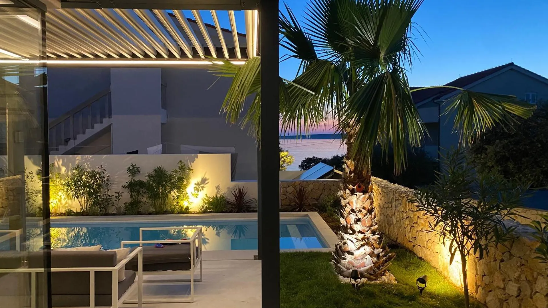 Villa Belmar Family House With Play Room For Kids & Pool Mandre