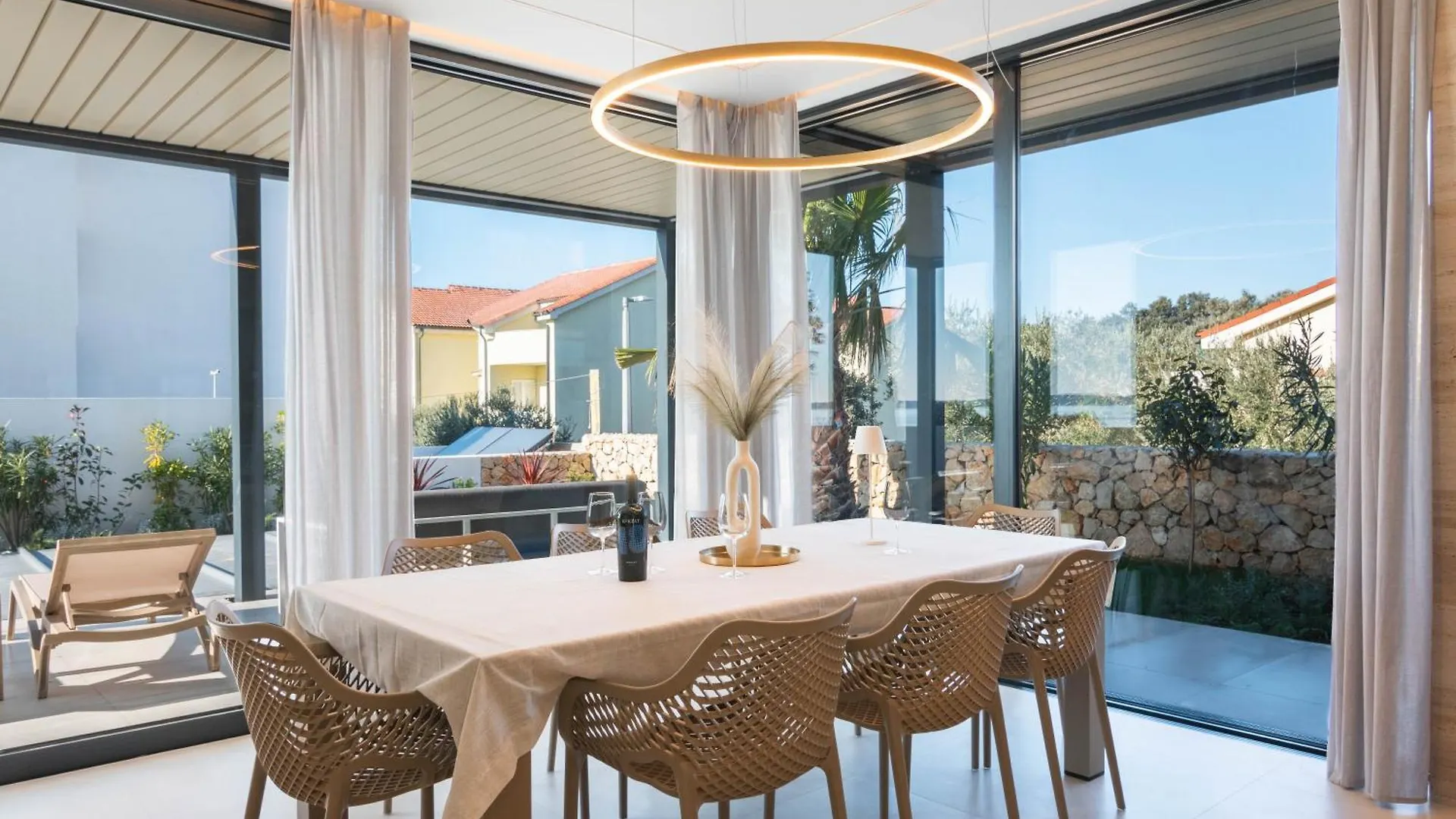 Villa Belmar Family House With Play Room For Kids & Pool Mandre 0*,  Croácia