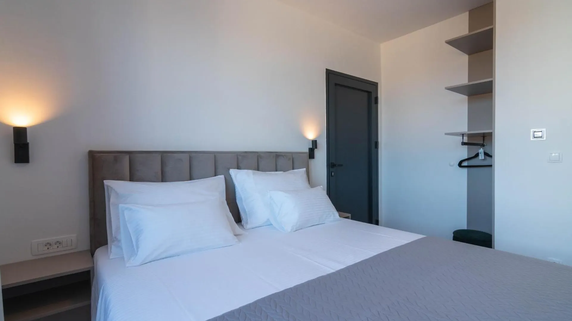 Villa Belmar Family House With Play Room For Kids & Pool Mandre
