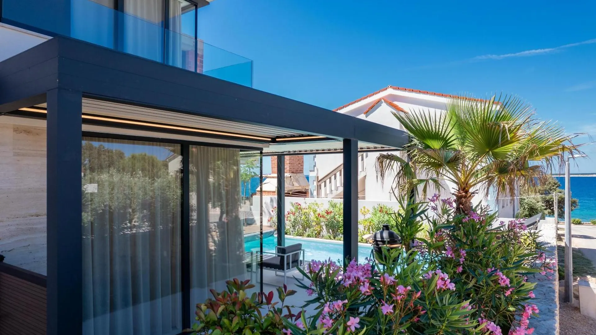 Villa Belmar Family House With Play Room For Kids & Pool Mandre